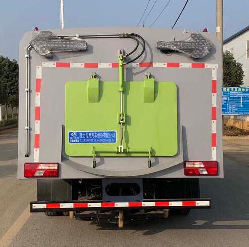 江铃8方扫路车