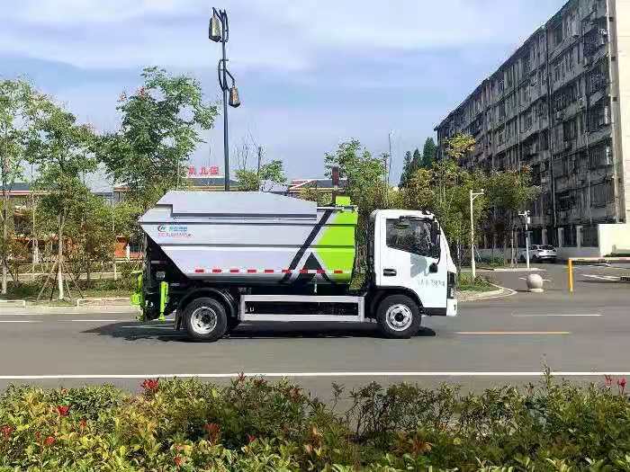 东风7方无泄漏压缩垃圾车