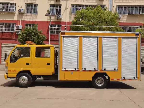 五十铃1000方排水救险车