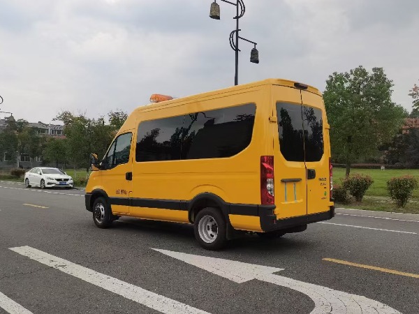 依维柯欧胜救险车