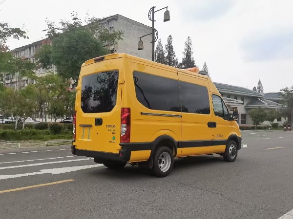 依维柯欧胜救险车