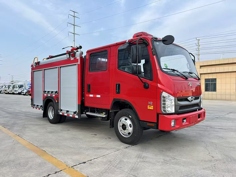 福田3吨水罐消防车